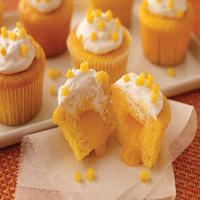 Mango-Cream Cupcakes image