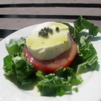Caprese Salad With Caper Vinaigrette_image