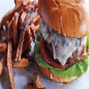 Beef and Bacon Cheeseburgers from Wyebrook Farm_image