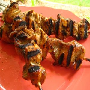 Noo's Famous Spiced Green Chicken Skewers image