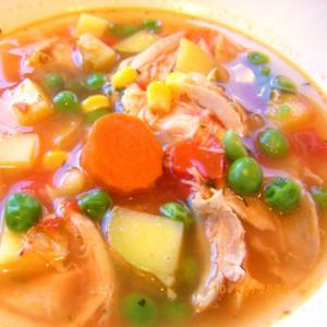 Eat-Your-Veggies Chicken Soup_image