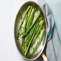 Sauteed Asparagus with Garlic and Thyme image