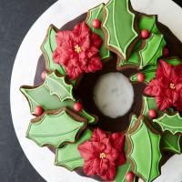 Chocolate biscuit wreath cake image
