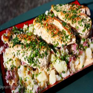 Seared Chicken With Smashed Potatoes & Herbed Pan Sauce_image