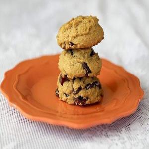 Raisin Molasses Gems Cookies - The Kitchen Magpie_image
