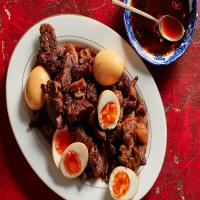 Thit Heo Kho Trung (Pork and Eggs in Caramel Sauce) image
