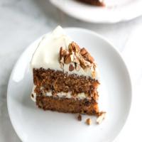 Incredibly Moist & Easy Carrot Cake Recipe - (4.1/5)_image
