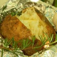 Herb Garlic Baked Potatoes_image