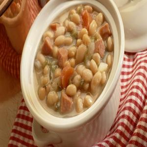 Big Batch White Bean and Ham Soup_image