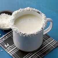 Creamy White Hot Chocolate image