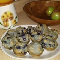 Applesauce Wheat Blueberry Muffins_image