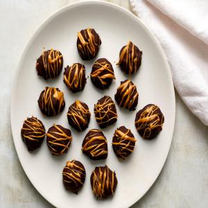 A Healthier Take on Peanut Butter Balls_image