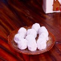Snowball Cookies image
