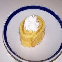 Swiss Roll With Lemon - Curd Filling image