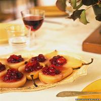 Poached Pears Filled with Cranberry Sauce_image