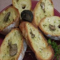 Garlic Bread With Truffle Oil_image