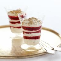 Cranachan with Caramelised Oatmeal and Raspberry Sauce_image