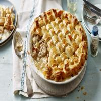 Chicken and bacon pie_image