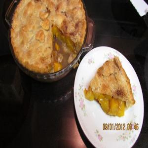 Quick and Easy Peach Pie - Dee Dee's_image