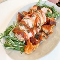 Maple Sage Bacon-Wrapped Turkey Breast with Stuffing Croutons_image