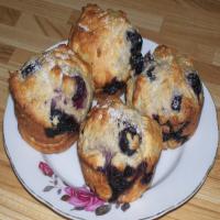 Fat-Free, Sugar-Free & Cholesterol-Free Blueberry Muffins! image