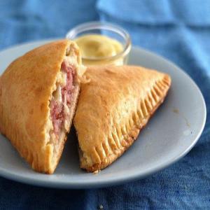 Ham and Cheese Foldover Sandwiches_image