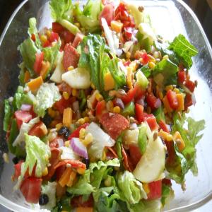 Delicious Garden Entree Salad With Pepperoni, Cheese, Pineapple_image