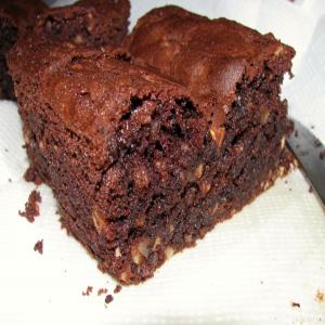 Moist Brownie Cake_image