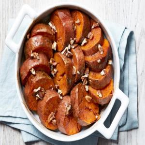 Roasted Sweet Potatoes with Honey and Pecans_image