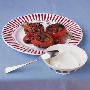 Grilled Tomatoes with Yogurt_image