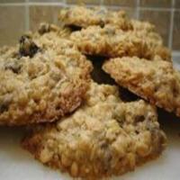 OATMEAL RAISIN COOKIES WITH A CAKE MIX_image