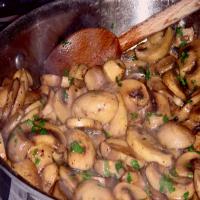 Aromatic Stewed Mushrooms image
