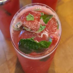 Lime Cocktail with Watermelon Ice Cubes_image