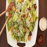 Easy Caesar Salad for a Crowd_image