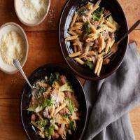 Chickpea Pasta with Sausage and Escarole_image