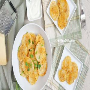 Easy, Crispy Parmesan Potato Rounds_image