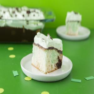 St. Patricks Day Grasshopper Fudge Cake Recipe - Food.com_image