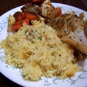 Saffron Scented Fruity Yellow Rice - Rice Cooker_image
