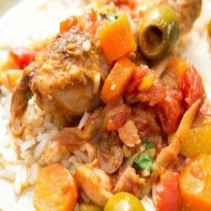 Braised Chicken with Dates, Lemon and Pine Nuts_image