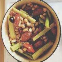 Chorizo, Cannellini Beans and Chick Peas_image