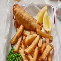 Battered salmon and chips recipe_image