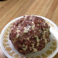 Beef and Cheese Ball_image