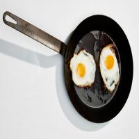 Olive Oil-Basted Fried Eggs image