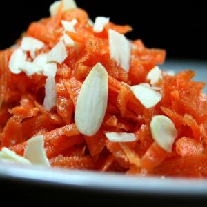 Carrot Salad With Fresh Orange Juice_image