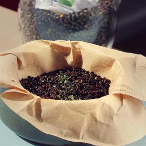 Skillet-Popped Lentils with Parsley_image
