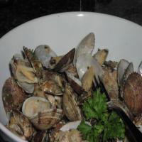 Steamed Clams for Two_image