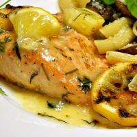 Big Ray's Lemony Grilled Salmon Fillets with Dill Sauce_image