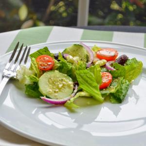 Dana's Greek Salad_image