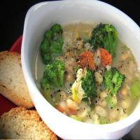 Yummy Broccoli Veggie Soup_image