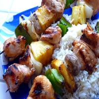 Quick & Tasty Hawaiian Chicken Kebabs_image